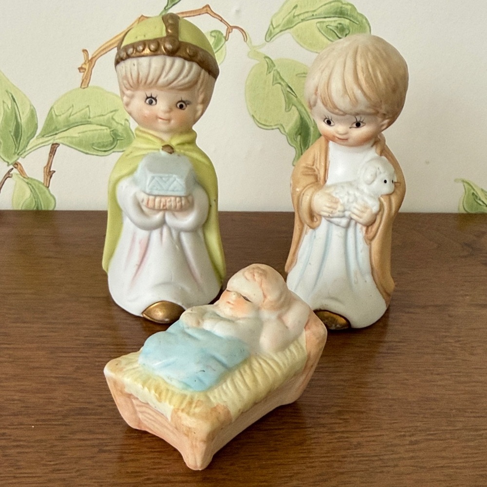 Vintage Nativity Scene Figurines - Replacement Pieces